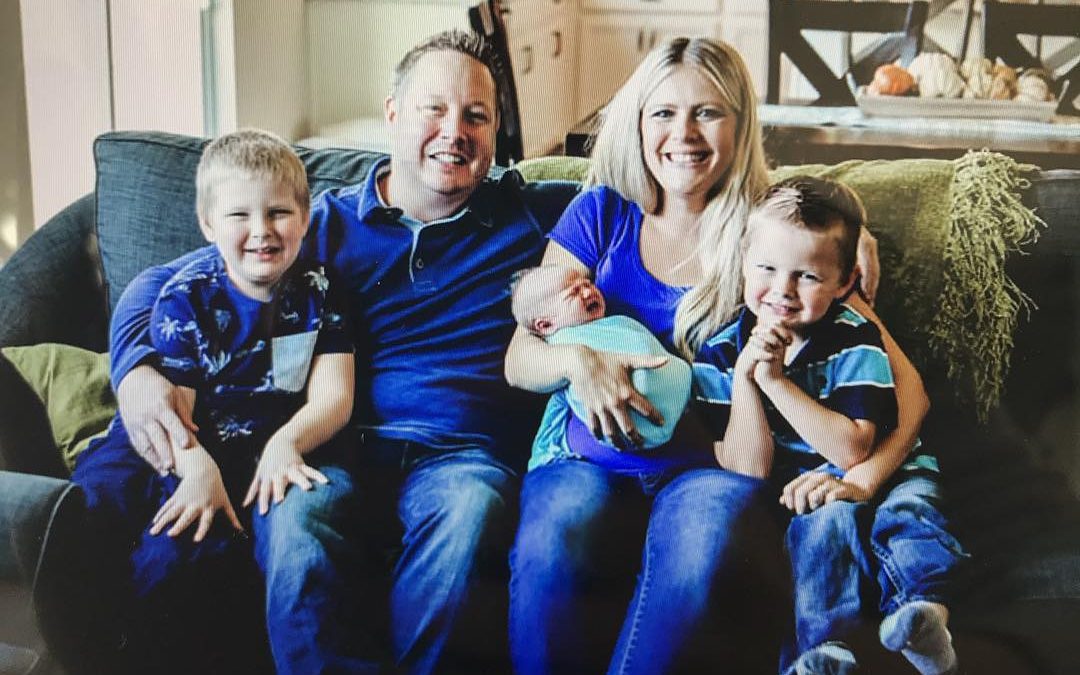 Una familia de cinco, por Finding Cooper’s voice