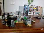 Cementerio Lego hidden side
