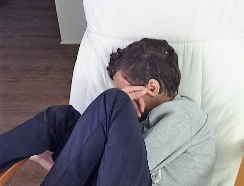 Hipersensibilidad visual y TEA. «Mamá, me sobra la gente»