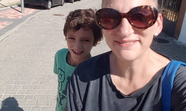 Preparando la vuelta a la rutina escolar para mi hijo con TEA y sus hermanos