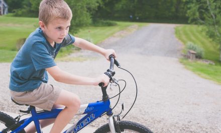 Beneficios de montar en bicicleta para los peques