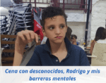 Rodrigo sentado en una terraza de un bar